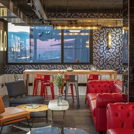 فندق Eklo Centre Gare كليرمونت-فيراند