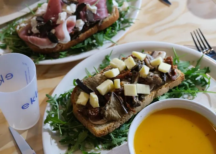 Eklo Centre Gare Отель