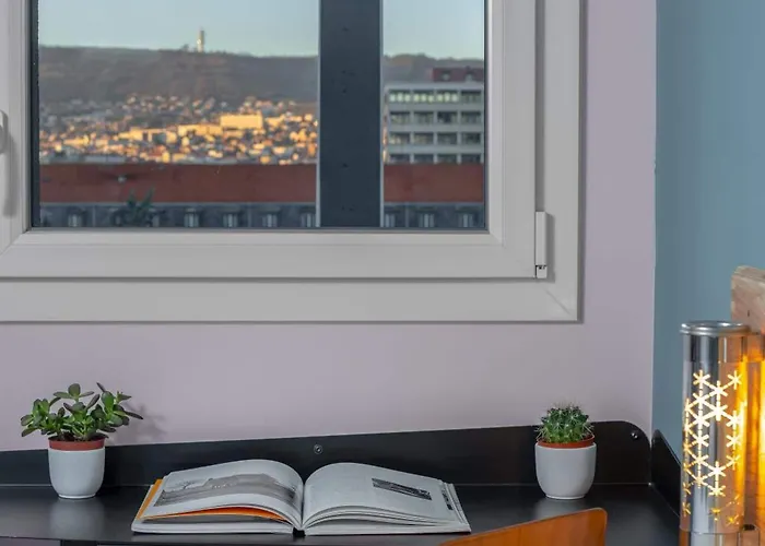 Eklo Centre Gare Отель Клермон-Ферран